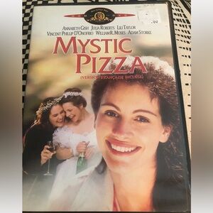 $3 ADD ON ⭐️🎥 📺 ⭐️ MYSTIC PIZZA